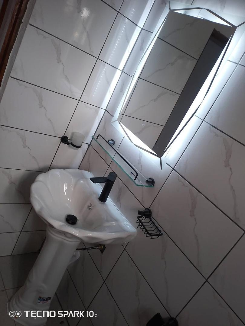 Vasque avec miroir LED